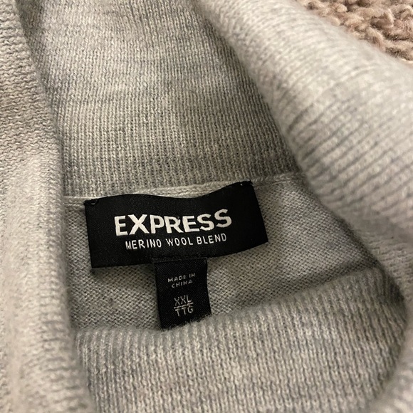 Express Merino Wool color block ombré turtle neck sweater size XL - Picture 2 of 4